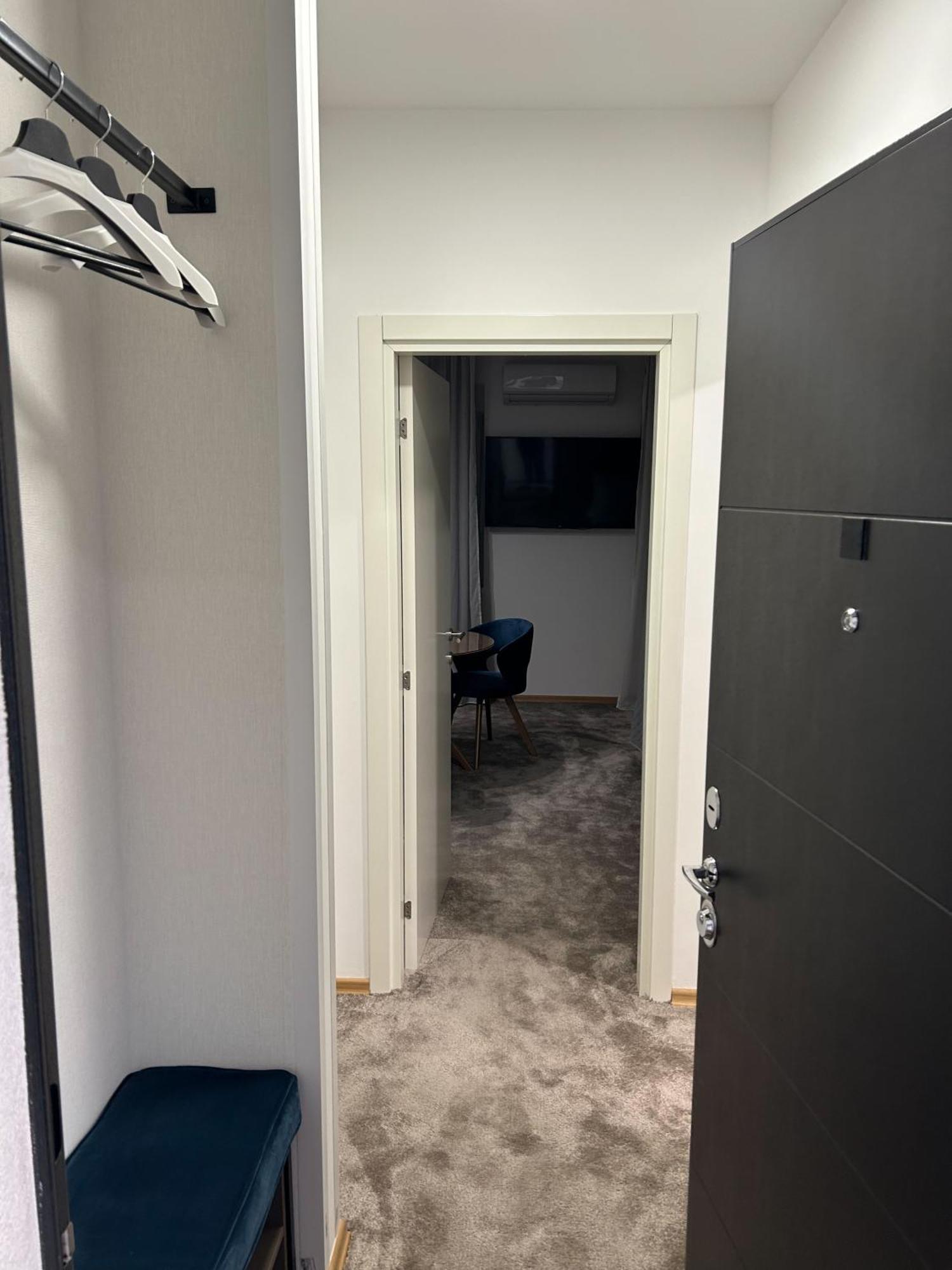 Oaza Mirijevo Apartment Belgrad